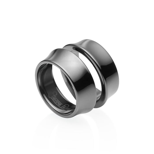 Black Gem Ceramic Wedge Band 7mm